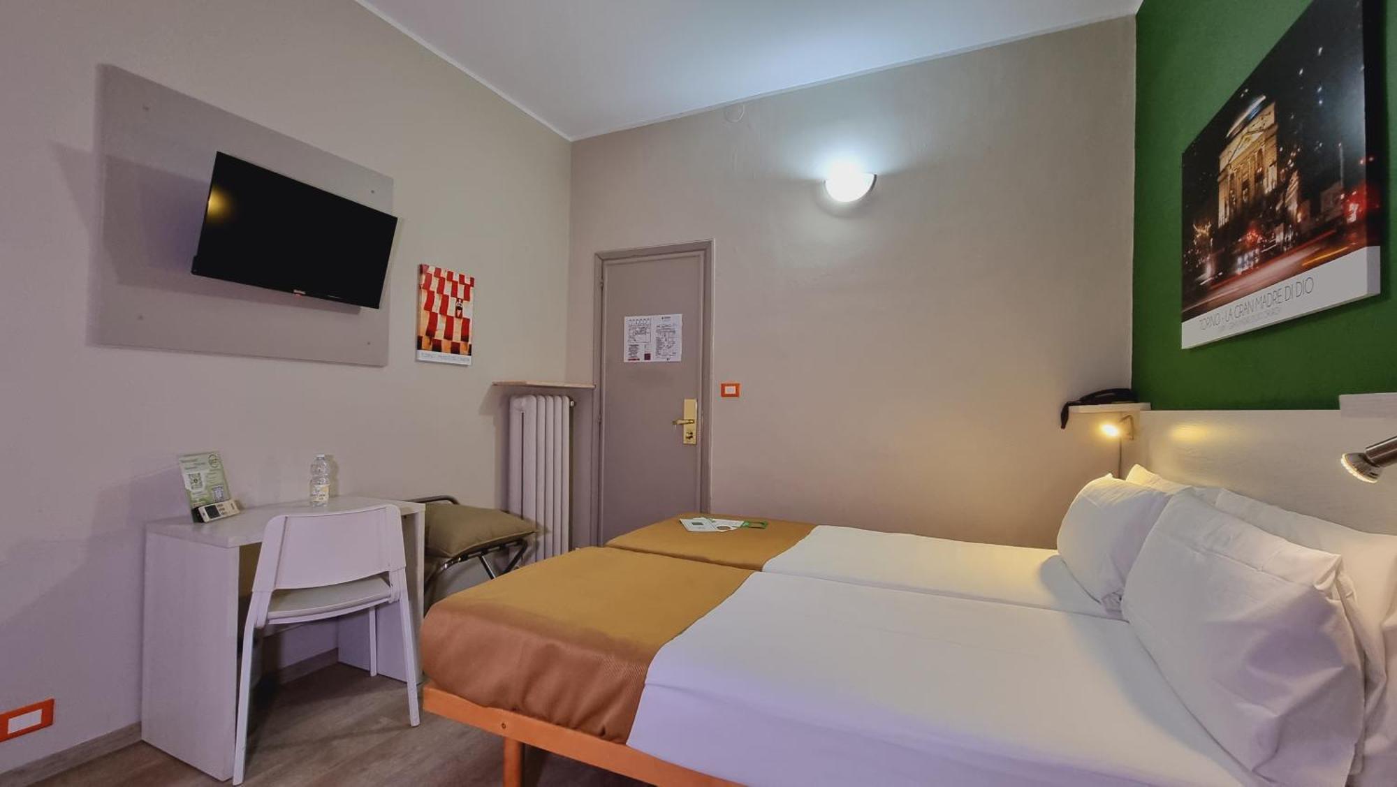 Green Class Hotel Astoria Torino Szoba fotó